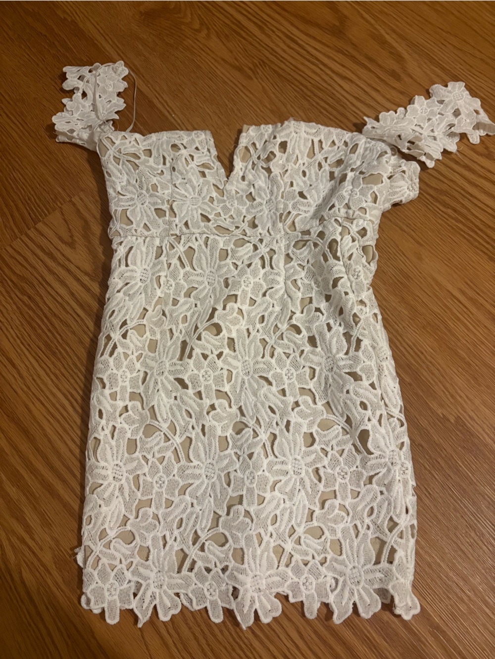 superdown White Floral Lace Mini dress